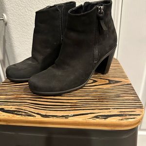 Ecco boots